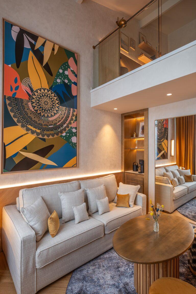 BURDIGALA-DUPLEX-JAUNE-SALON.jpg