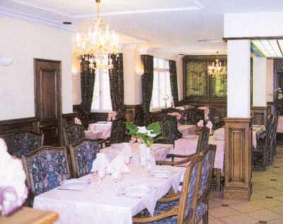Le_Wast_Hostellerie_du_Ch_teau_des_Tourelles_BD2_big.jpg