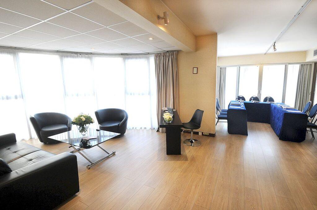 Salon-Victor-Hugo