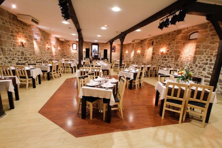auberge-de-la-xaintrie-1lieu1salle-convention.jpg