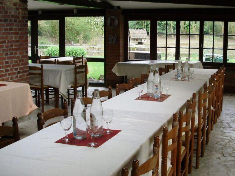 auberge-du-bord-des-eaux-1lieu1salle-seminaire.jpg
