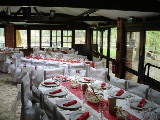 auberge-du-bord-des-eaux-1lieu1salle-seminaires.jpg