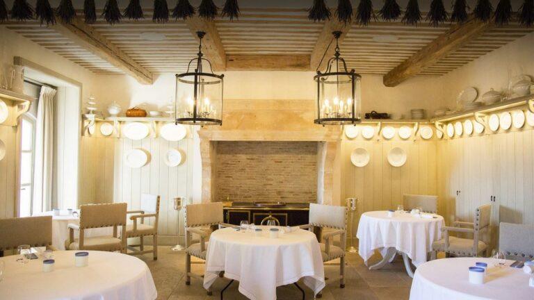 bastide-gordes-1lieu1salle-banquets.jpg
