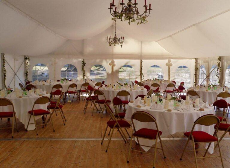denise-traiteur-1lieu1salle-banquet.jpg