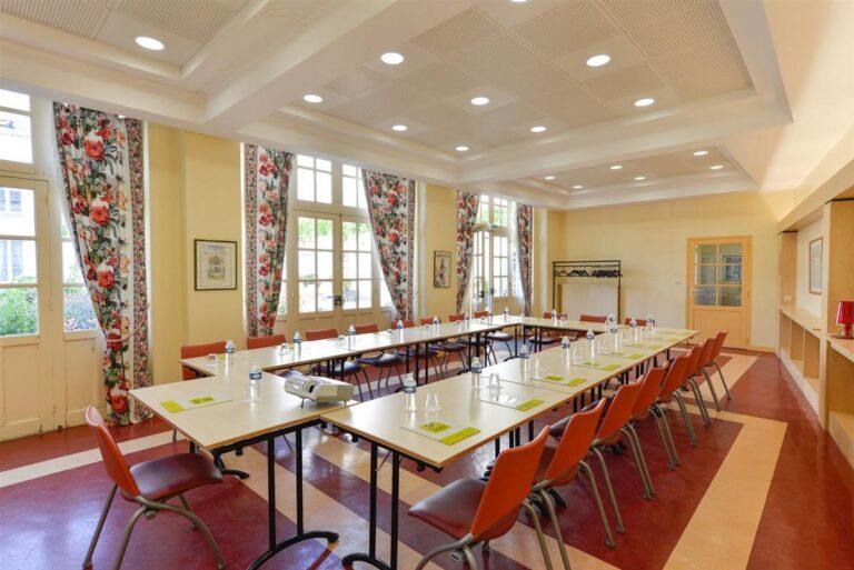 domaine-de-la-blairie-1lieu1salle-event.jpg