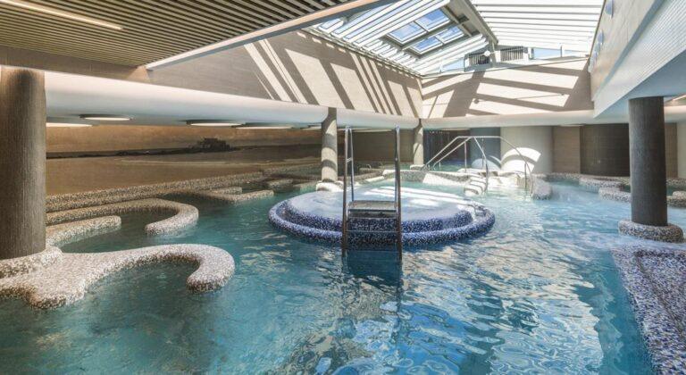grand-hotel-des-thermes-1lieu1salle-evenement.jpg
