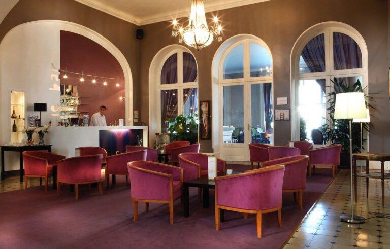 hotel-club-cosmos-1lieu1salle-reunion.jpg