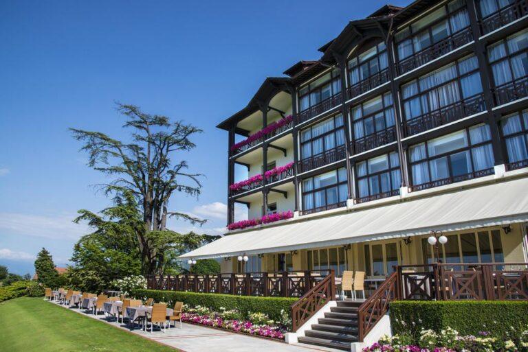 hotel-ermitage-1lieu1salle-agence.jpg