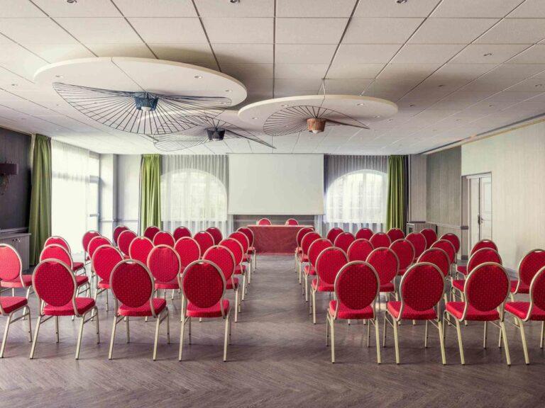 hotel-mercure-paris-ouest-saint-germain-lieu1salle-conference.jpg