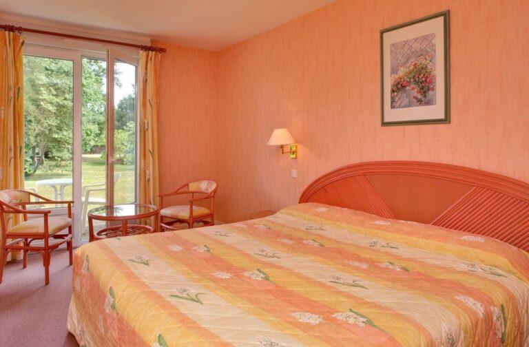 hotel-pont-neuf-1lieu1salle-seminaires.jpg