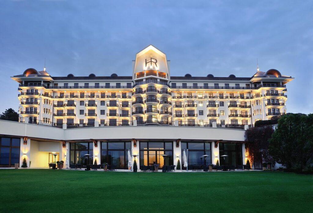 hotel-royal-evian-1lieu1salle-event.jpg
