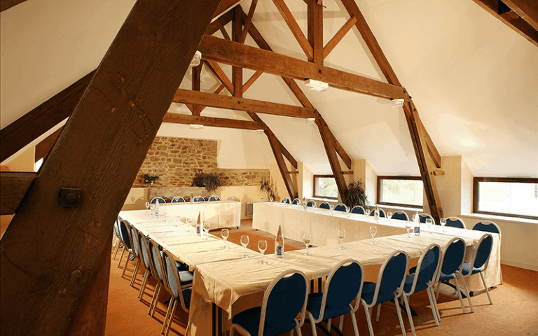 hotel-saint-malo-golf-resort-1lieu1salle-reunion.png