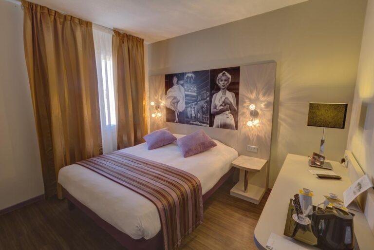 hotel-arles-plaza-1lieu1salle-meeting.jpg