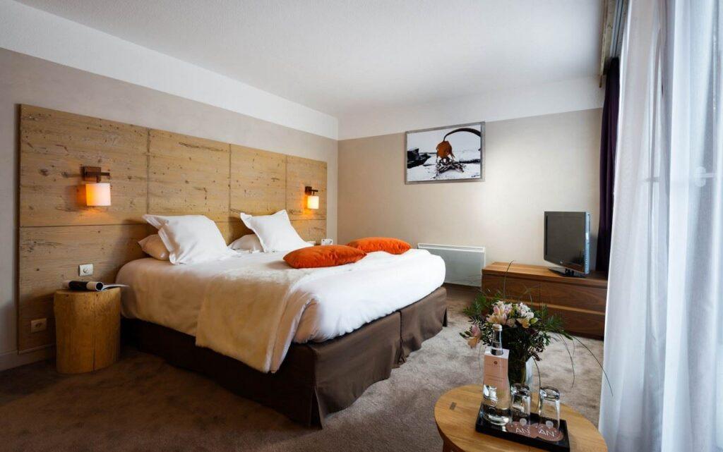 l-aigle-des-neiges-hotel-spa-1lieu1salle-seminaire-residentiel.jpg