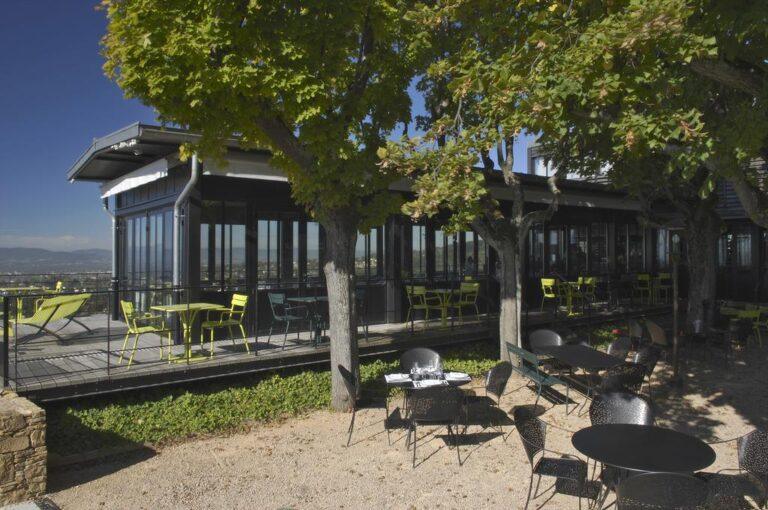 l-ermitage-hotel-1lieu1salle-agence.jpg