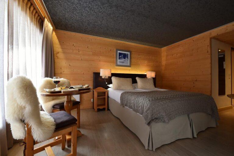 l-hotel-la-chemenaz-1lieu1salle-booking.jpg