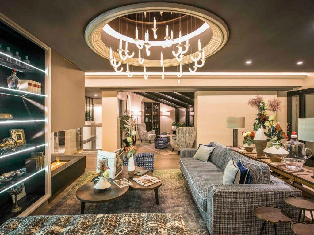https://www.accorhotels.com/7479