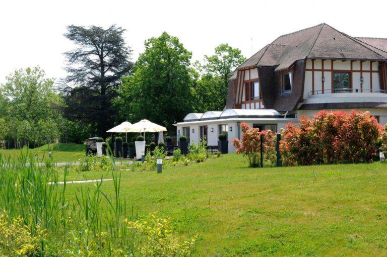 le-relais-de-la-malmaison-1lieu1salle-exterieur.jpeg
