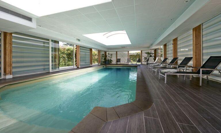 le-relais-de-la-malmaison-1lieu1salle-piscine.jpg