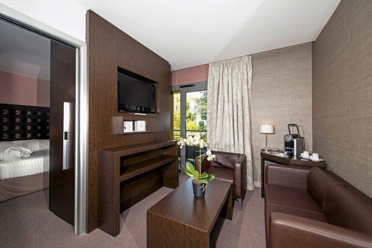 le-relais-de-la-malmaison-1lieu1salle-suite.jpg
