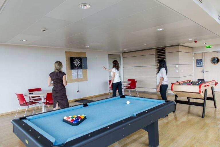 les-gatines-1lieu1salle-jeux-1.jpg