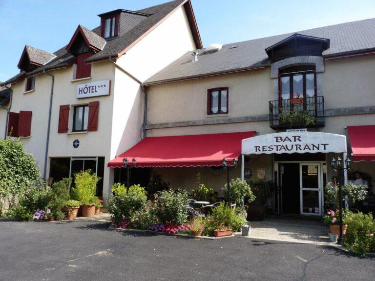 logis-auberge-de-l-etable-1lieu1salle-agence.jpg