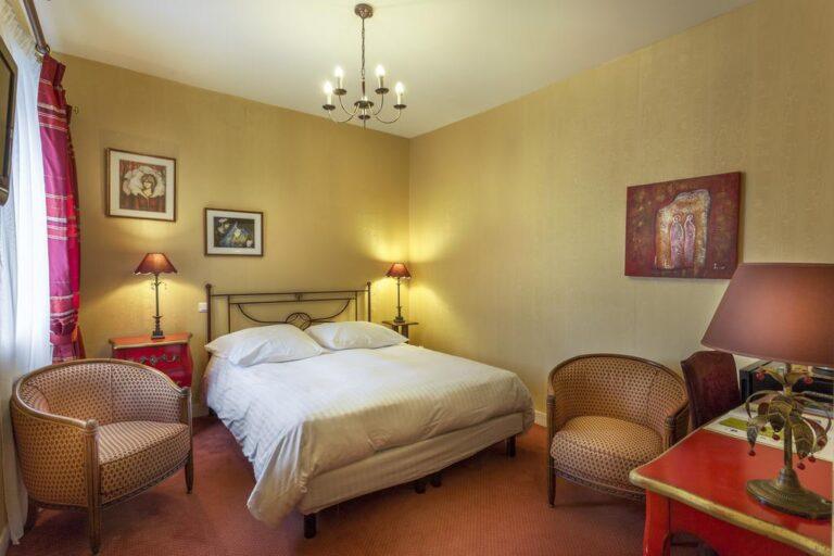 logis-auberge-de-la-truffe-hotel-de-la-mairie-1lieu1salle-convention.jpg