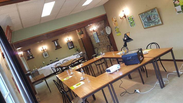 logis-clos-du-montvinage-1lieu1salle-meetings.jpg
