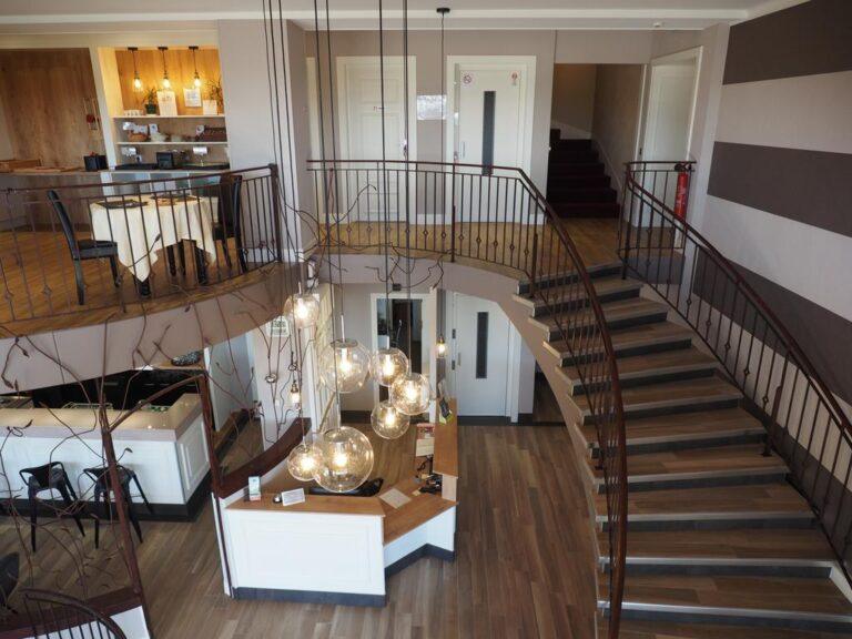 logis-domaine-du-revermont-1lieu1salle-hotel-restaurant-convention-meeting.jpg