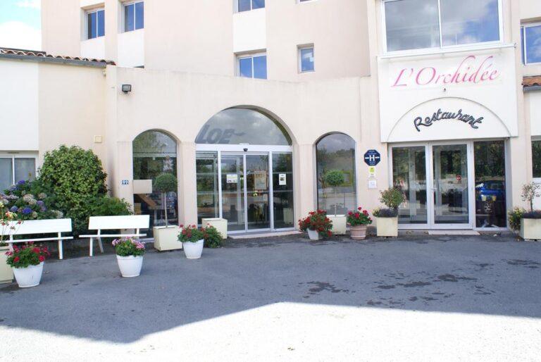 logis-hotel-aloe-rest-l-orchidee-1lieu1salle-agences.jpg