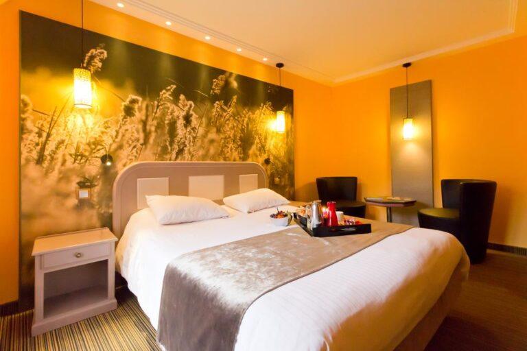 logis-hotel-le-fruitier-1lieu1salle-convention.jpg