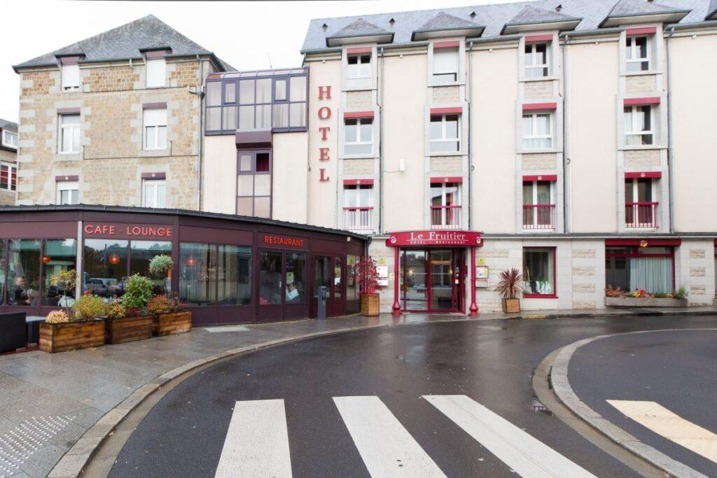 logis-hotel-le-fruitier-1lieu1salle-evenements-1.jpg