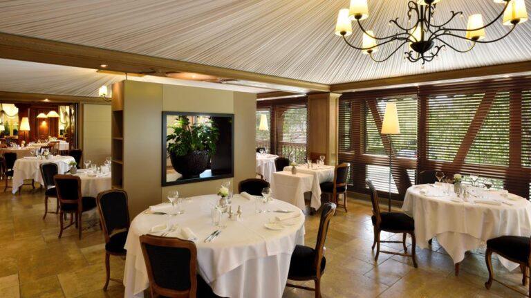 logis-hotel-le-parc-1lieu1salle-salle-event.jpg
