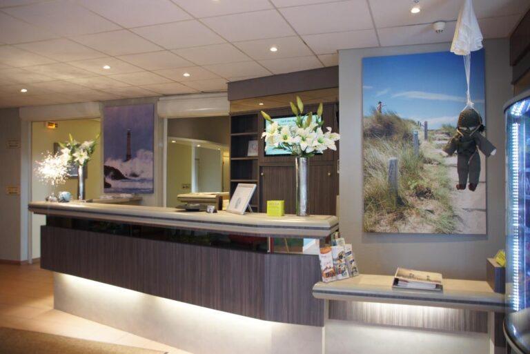 logis-hotel-le-sainte-mere-1lieu1salle-reunion.jpg