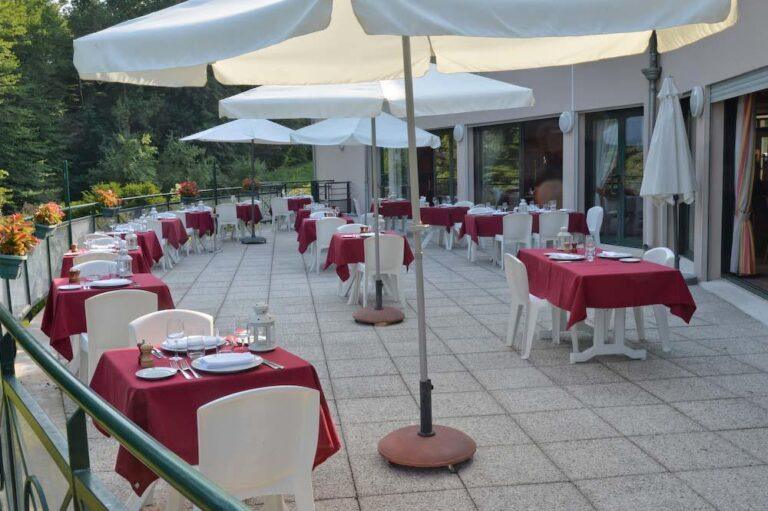 logis-hotel-le-tulipier-1lieu1salle-salle-meeting.jpg
