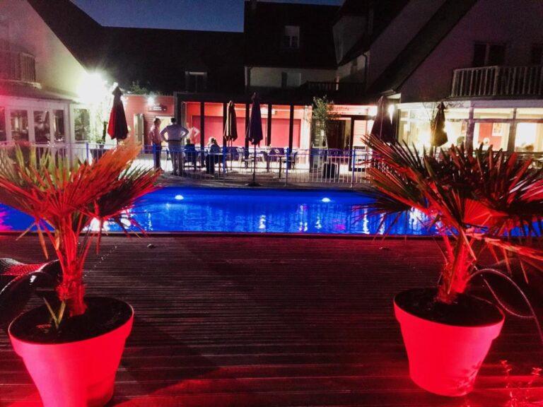 logis-hotel-les-terrasses-de-saumur-1lieu1salle-events.jpg