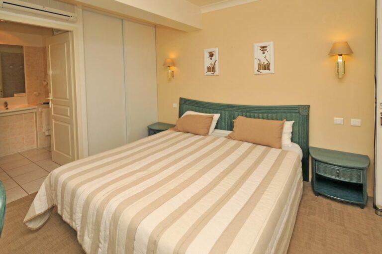 logis-la-forestiere-1lieu1salle-booking-event.jpg