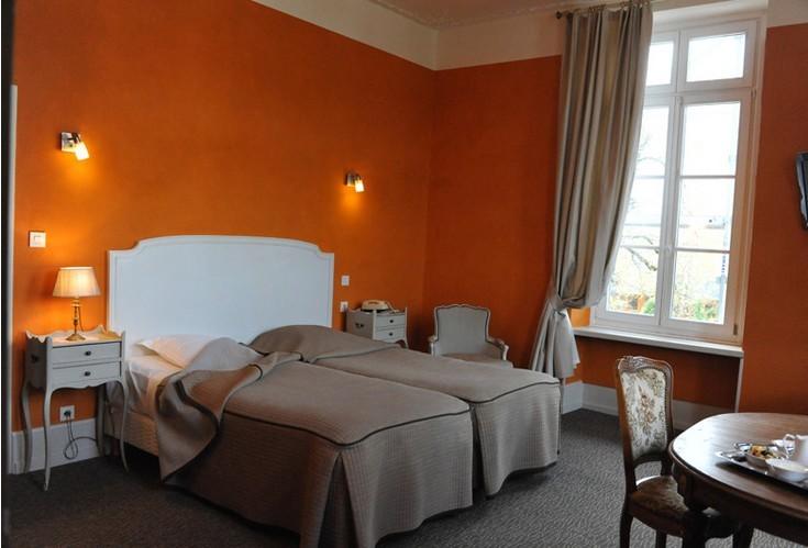 logis-la-residence-1lieu1salle-meetingf.jpg