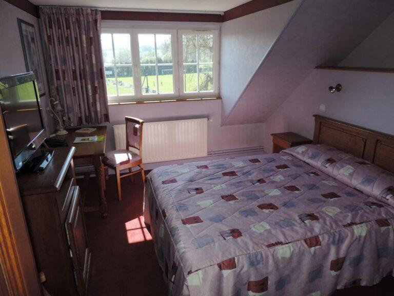 logis-la-villa-des-houx-1lieu1salle-booking.jpg