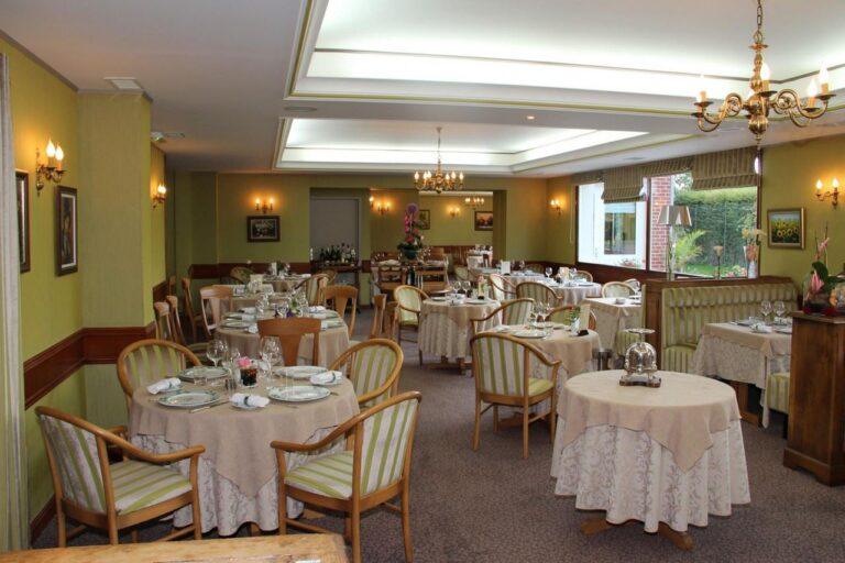 logis-la-villa-des-houx-1lieu1salle-salle-reception.jpg