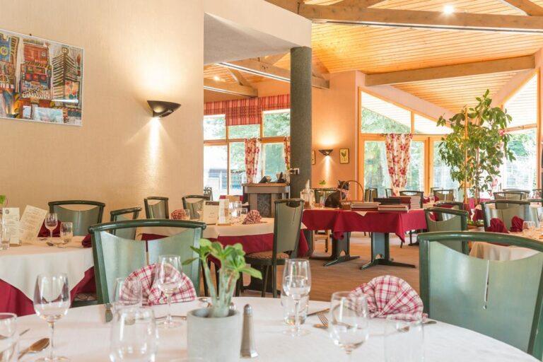 logis-le-bois-dormant-1lieu1salle-salle-booking.jpg