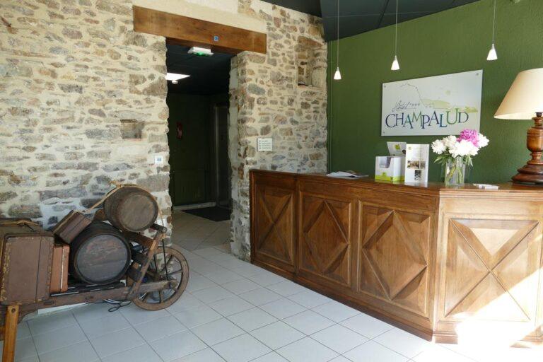 logis-le-champalud-1lieu1salle-events.jpg