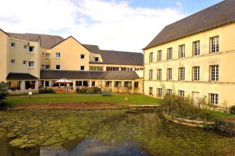 logis-le-relais-du-moulin-1lieu1salle-agence.jpg