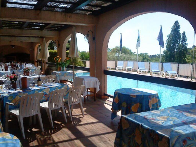 logis-mas-de-vence-1lieu1salle-meeting.jpg