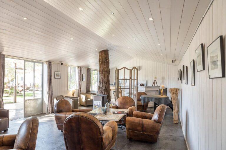 logis-plaisir-et-spa-1lieu1salle-event.jpg