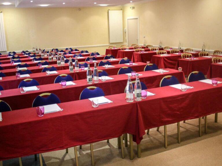 mercure-les-bains-romains-1lieu1salle-salle-reunion.jpg