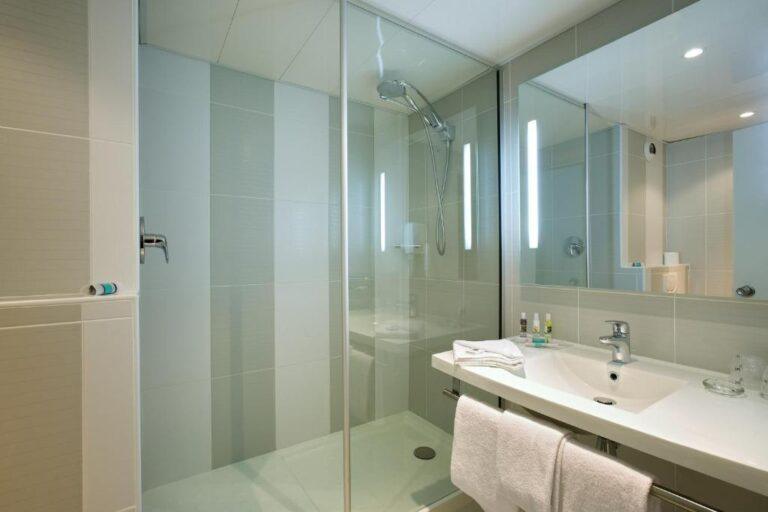 mercure-paris-porte-de-versailles-expo-1lieu1salle-booking-1.jpg