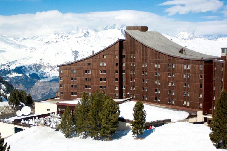 mmv-altitude-1lieu1salle-agence.jpg