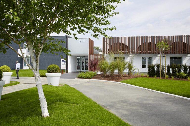 novotel-lens-noyelles-1lieu1salle-agences.jpg
