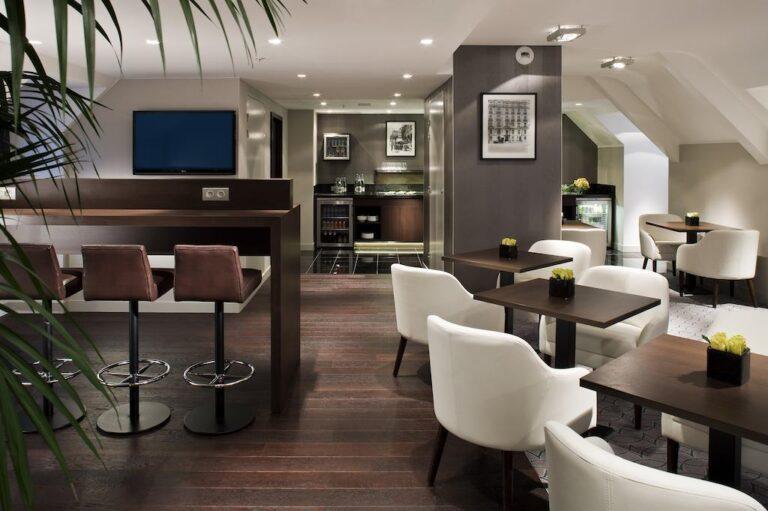 paris-marriott-opera-ambassador-hotel-1lieu1salle-travail.jpg